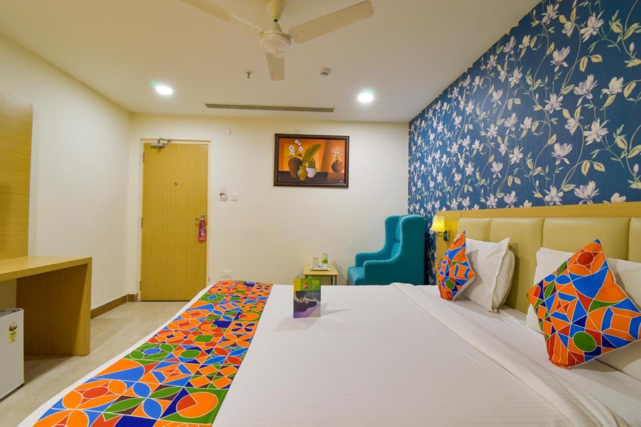 Hotel Raintr33 海得拉巴 外观 照片